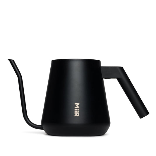 new-standard-pour-over-kettle-x7 Pour_Over_Kettle_Black_Studio_0222_Front.jpg