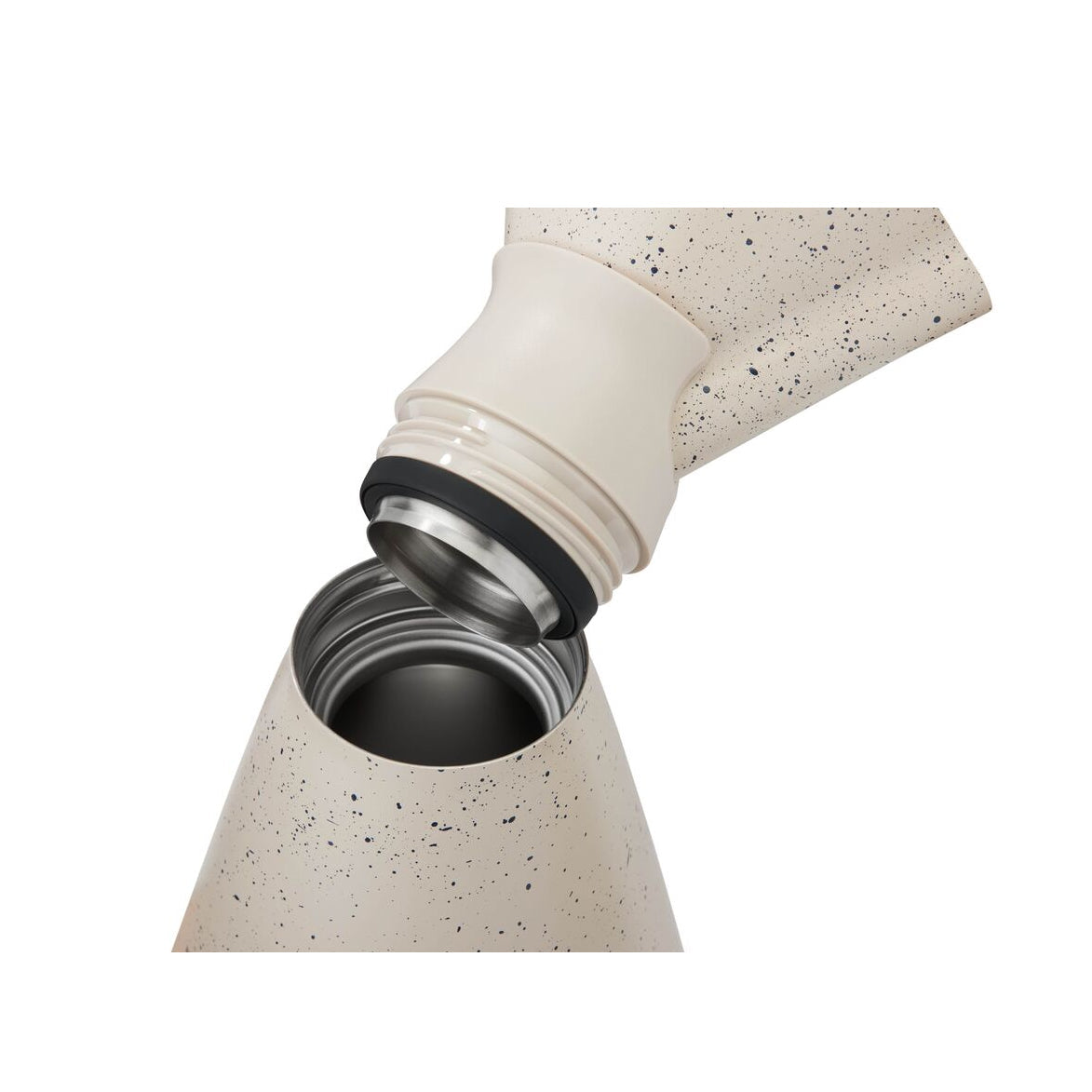 new-standard-carafe-d9 WebPDP-33oz_New_Standard_Carafe_Desert_Tan_Speckle_Studio__CAR1SVOS224_45_Top_Staged.jpg