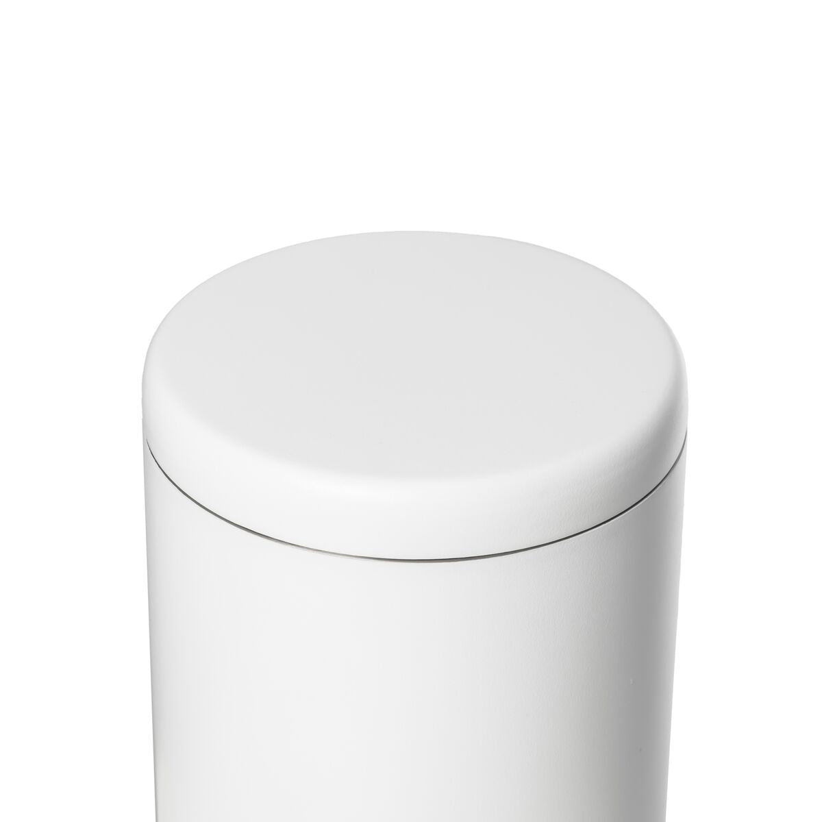 airlock-coffee-canister-g9 WebPDP-Airlock_Coffee_Canister__ACN2SVOS001_White_X2Studio_45_Deg_Lid_On.jpg
