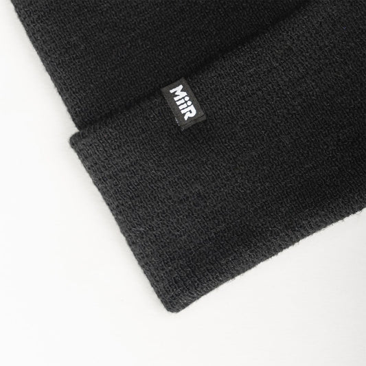 recycled-poly-fine-knit-beanie-m1 WebPDP-RecycledPolyFineKnitBeanie_Studio_TagDetail_Black__BNE005002OS.jpg